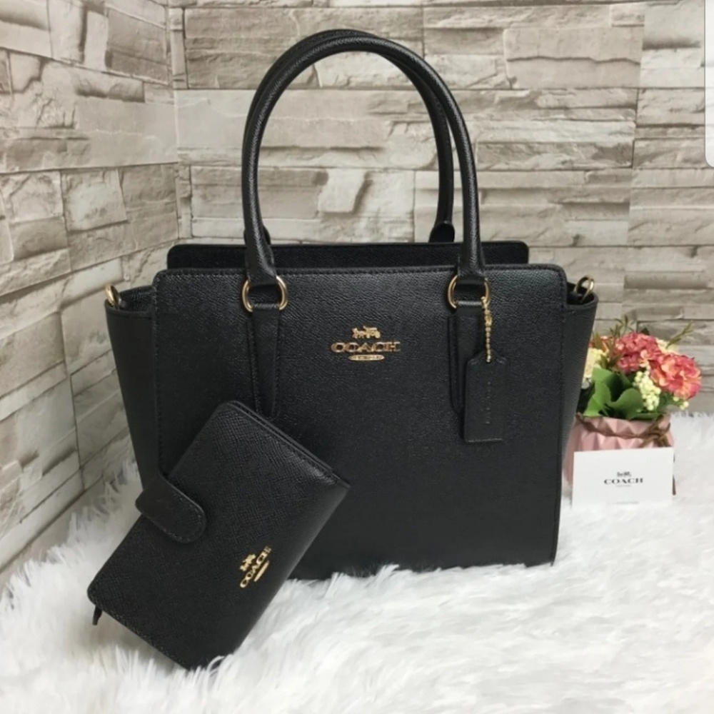 Coach Set Leah Satchel & Zip Wallet